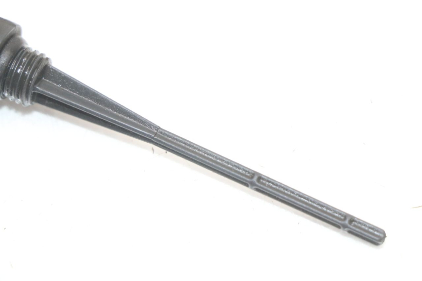 photo de JAUGE HUILE MOTEUR RENAULT KOURANOS 125 (2001 - 2004) - Autre angle de vue