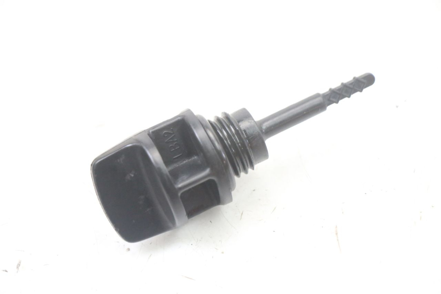 photo de JAUGE HUILE MOTEUR KYMCO XCITING 500 (2007 - 2010) - Détail de la pièce