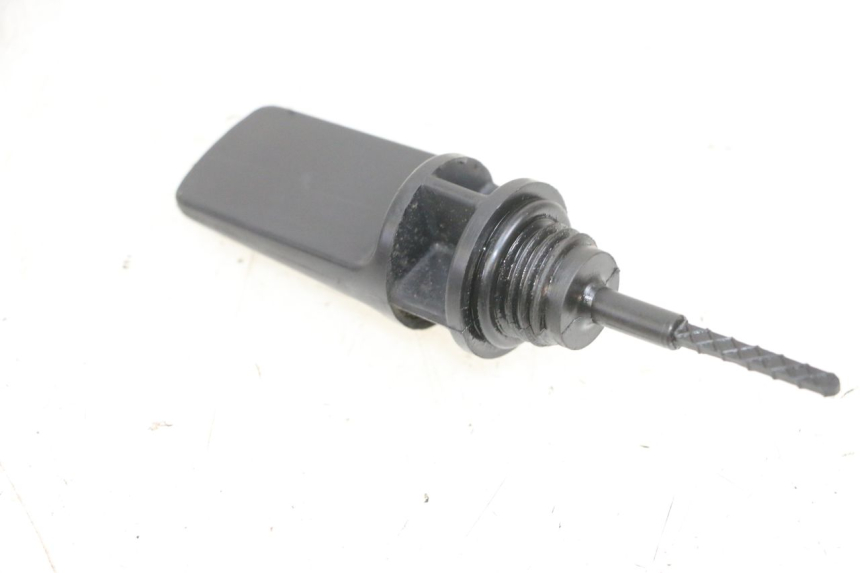 photo de JAUGE HUILE MOTEUR KYMCO LIKE 125 (2009 - 2016) - Détail de la pièce