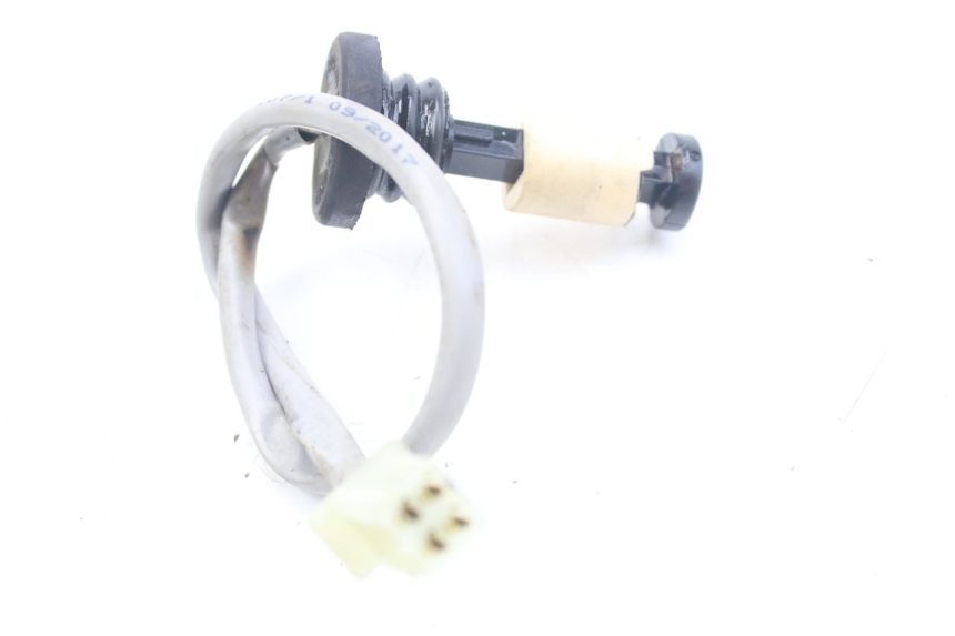 photo de JAUGE HUILE MOTEUR PIAGGIO NEW TYPHOON 50 (2018 - 2021) - Vue principale