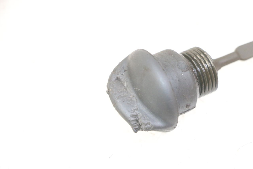 photo de JAUGE HUILE MOTEUR PIAGGIO MP3 125 (2006 - 2014) - Détail de la pièce