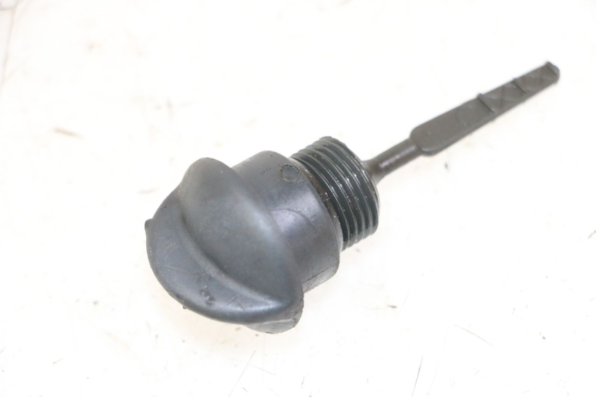 photo de JAUGE HUILE MOTEUR PIAGGIO VESPA GRANTURISMO 200 (2004 - 2005) - Détail de la pièce