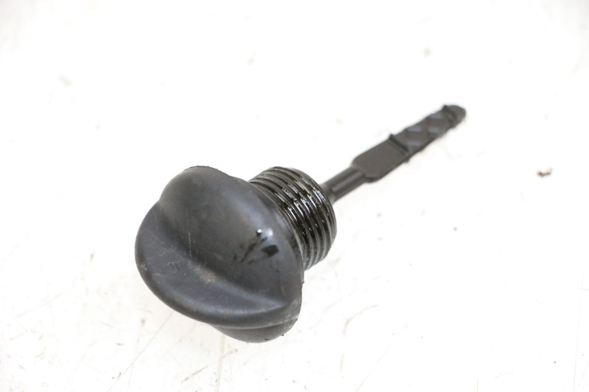 photo de JAUGE HUILE MOTEUR APRILIA SCARABEO 100 (2003 - 2012) - Détail de la pièce