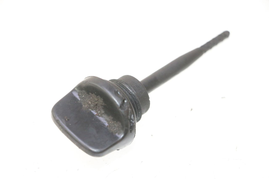 photo de JAUGE HUILE MOTEUR HONDA SCV LEAD 100 (2003 - 2007) - Autre angle de vue