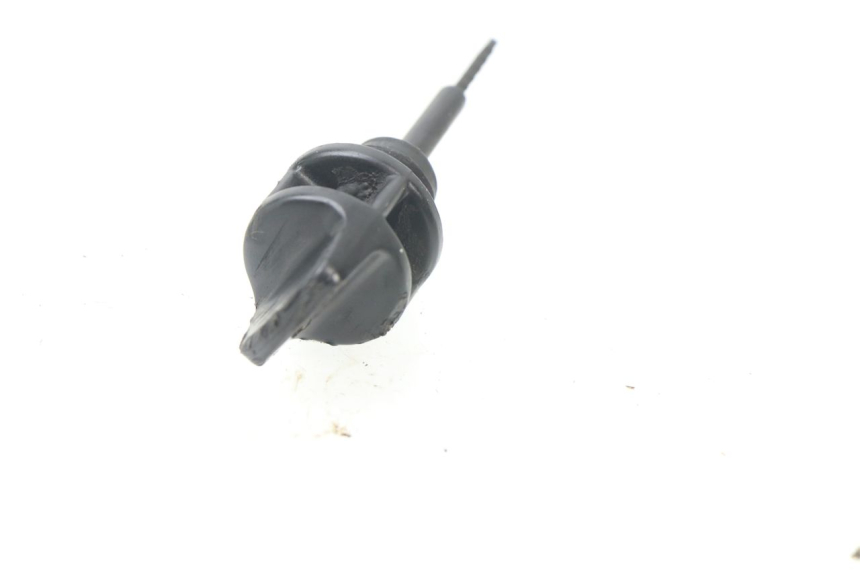 photo de JAUGE HUILE MOTEUR SYM SYMPLY 4T 50 (2012 - 2015) - Vue principale