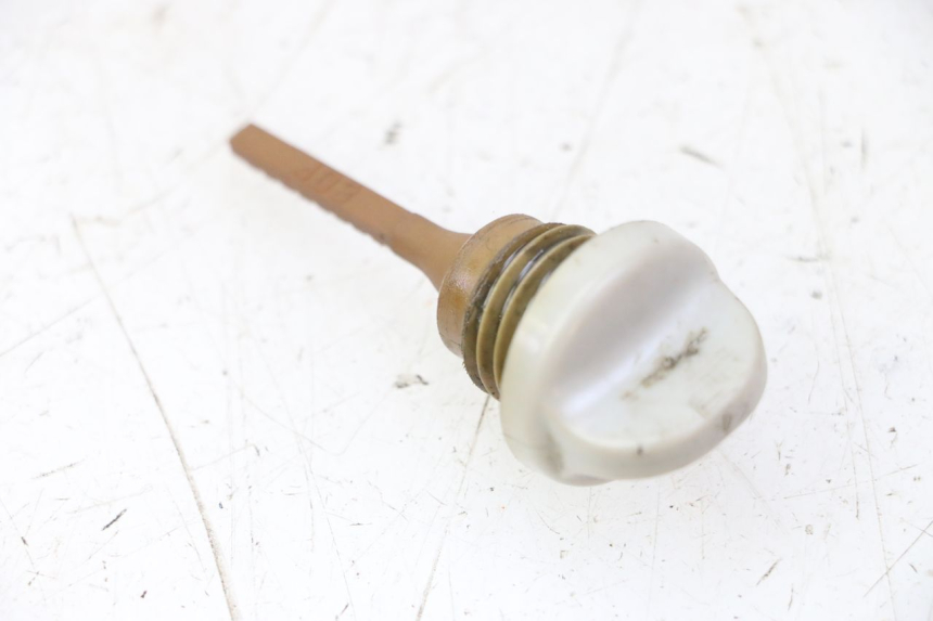 photo de JAUGE HUILE MOTEUR YAMAHA YFM R RAPTOR 250 (2008 - 2014) - Détail de la pièce