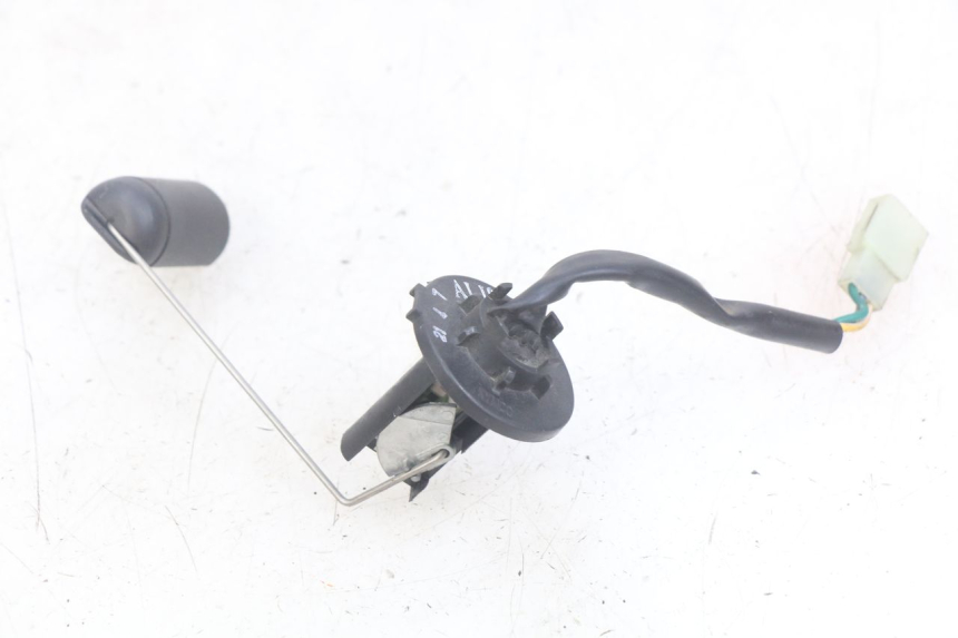 photo de JAUGE RESERVOIR ESSENCE KYMCO AGILITY 16+ 4T 50 (2018 - 2023) - Vue principale