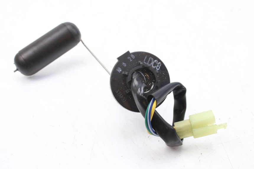 photo de JAUGE RESERVOIR ESSENCE KYMCO AGILITY 4T 50 (2018 - 2022) - Zoom état d’usage