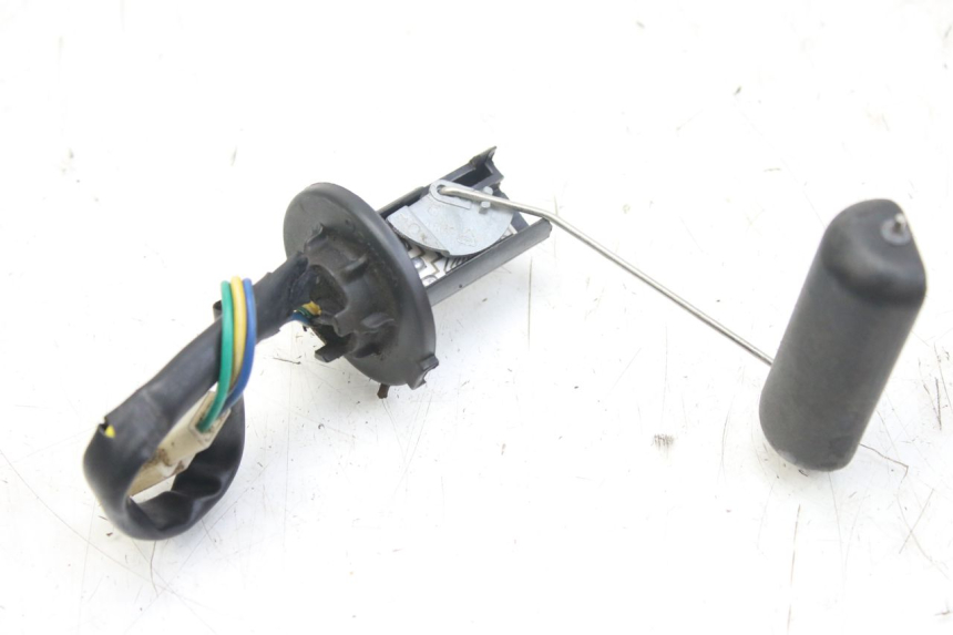 photo de JAUGE RESERVOIR ESSENCE KYMCO AGILITY 4T 50 (2005 - 2018) - Vue principale