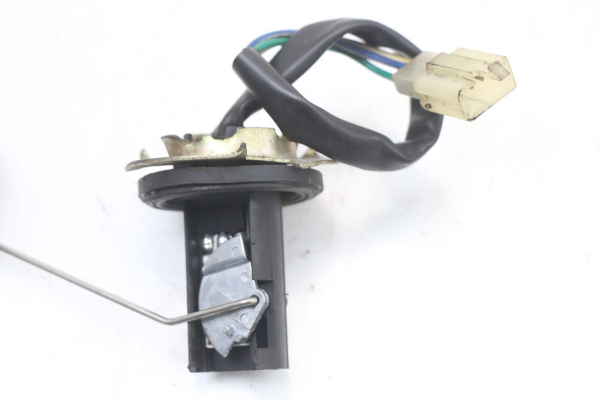 photo de JAUGE RESERVOIR ESSENCE KYMCO AGILITY 4T 50 (2005 - 2018) - Zoom état d’usage