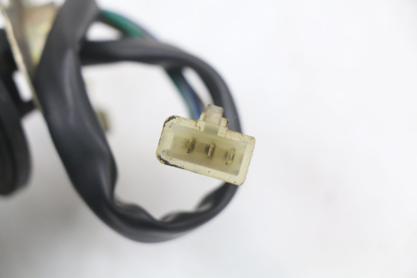 photo de JAUGE RESERVOIR ESSENCE KYMCO AGILITY 4T 50 (2005 - 2018) - Gros plan technique