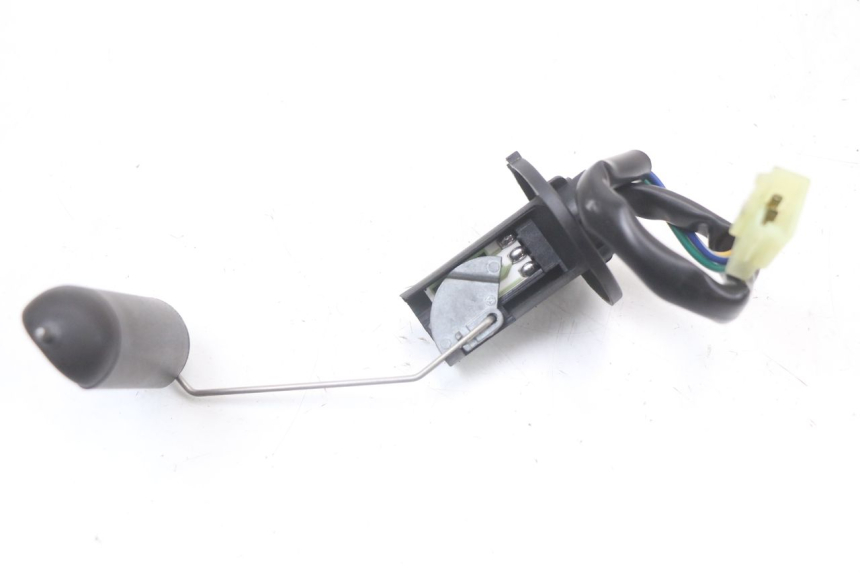 photo de JAUGE RESERVOIR ESSENCE KYMCO AGILITY 4T 50 (2018 - 2022) - Zoom état d’usage