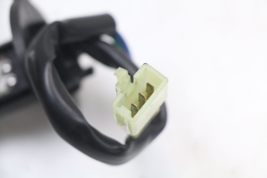 photo de JAUGE RESERVOIR ESSENCE KYMCO AGILITY 4T 50 (2018 - 2022) - Autre angle de vue