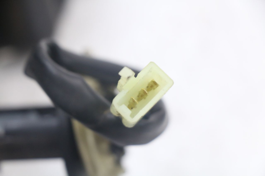 photo de JAUGE RESERVOIR ESSENCE KYMCO AGILITY 4T 50 (2018 - 2022) - Autre angle de vue