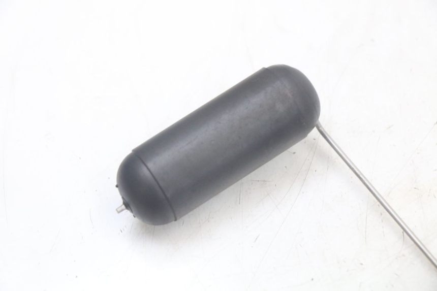 photo de JAUGE RESERVOIR ESSENCE KYMCO AGILITY 4T 50 (2018 - 2022) - Autre angle de vue