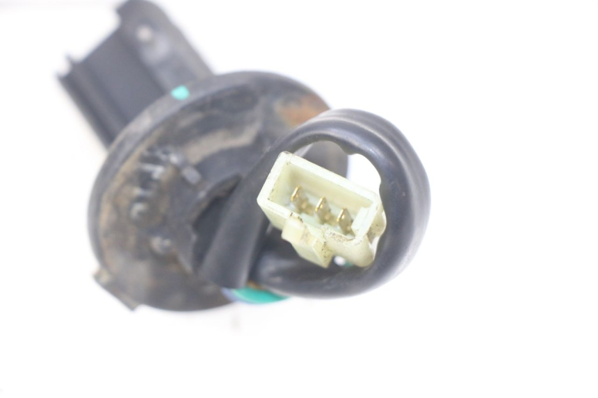 photo de JAUGE RESERVOIR ESSENCE KYMCO AGILITY CITY 2T 50 (2008 - 2016) - Zoom état d’usage