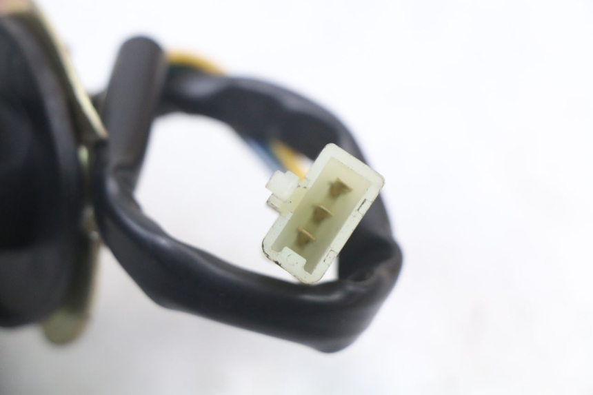 photo de JAUGE RESERVOIR ESSENCE KYMCO AGILITY FR 2T 50 (2012 - 2017) - Autre angle de vue