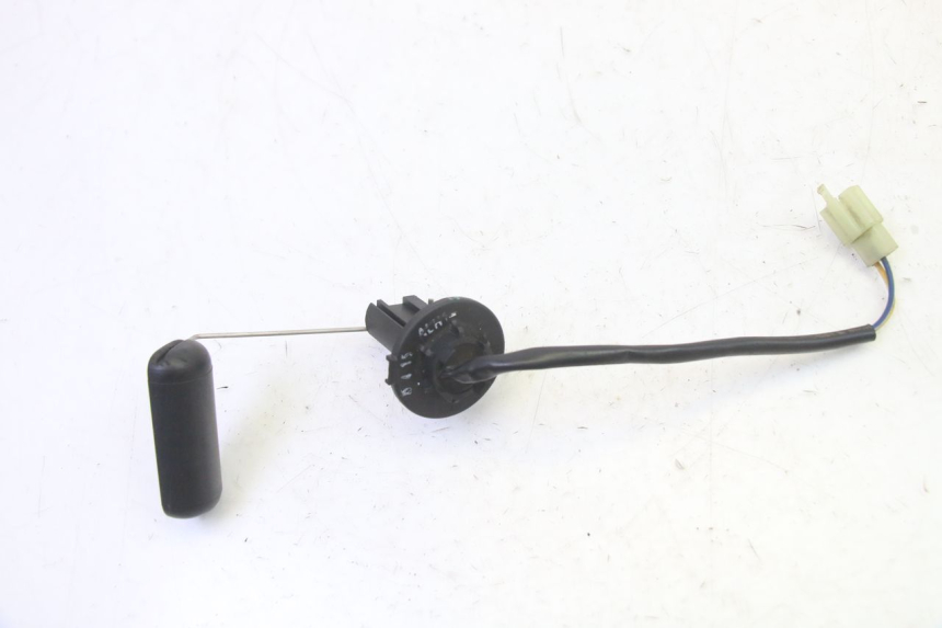 photo de JAUGE RESERVOIR ESSENCE KYMCO AGILITY NAKED RENOUVO 2T 50 (2011 - 2018) - Détail de la pièce