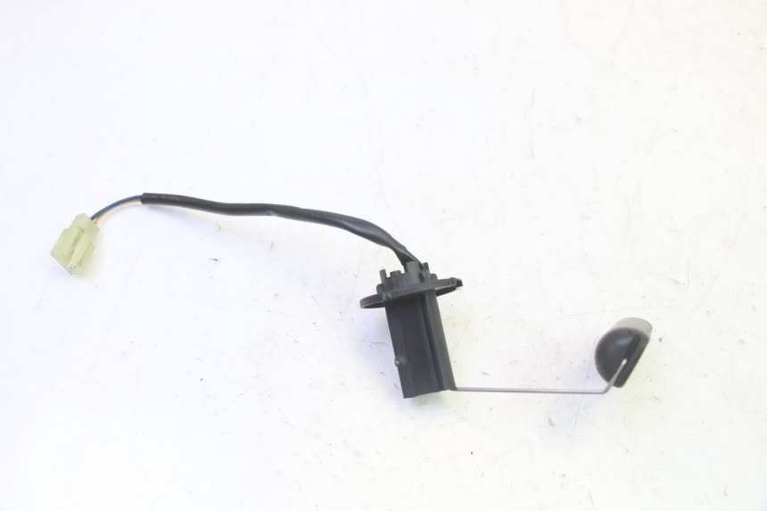 photo de JAUGE RESERVOIR ESSENCE KYMCO AGILITY NAKED RENOUVO 2T 50 (2011 - 2018) - Zoom état d’usage