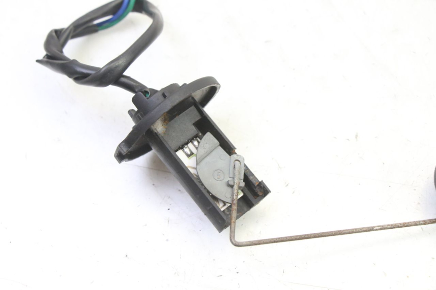 photo de JAUGE RESERVOIR ESSENCE MASH BIBOP 2T 50 (2013 - 2018) - Détail de la pièce