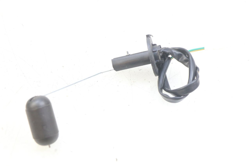 photo de JAUGE RESERVOIR ESSENCE ORCAL CAVARO 4T 50 (2019 - 2023) - Zoom état d’usage