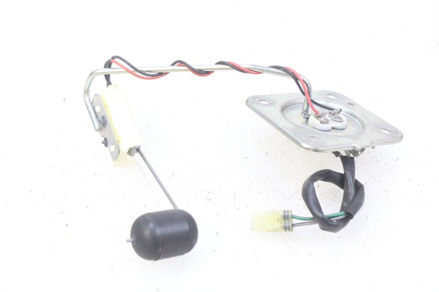 photo de JAUGE RESERVOIR ESSENCE HONDA CB R 1000 (2018 - 2023) - Détail de la pièce