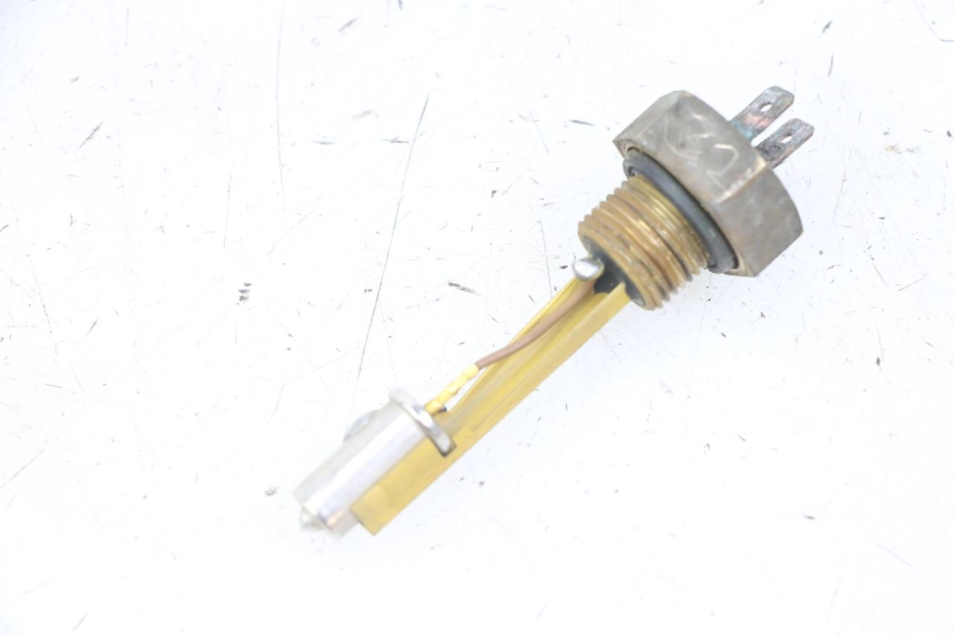 photo de JAUGE RESERVOIR ESSENCE HONDA CBF 500 (2004 - 2007) - Détail de la pièce