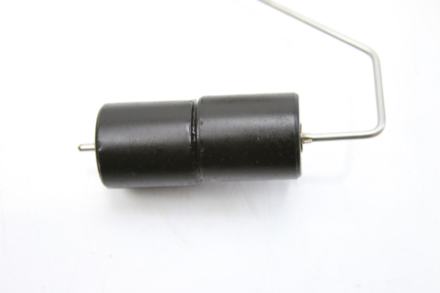 photo de JAUGE RESERVOIR ESSENCE SUZUKI CP 80 (1985 - 1996) - Zoom état d’usage