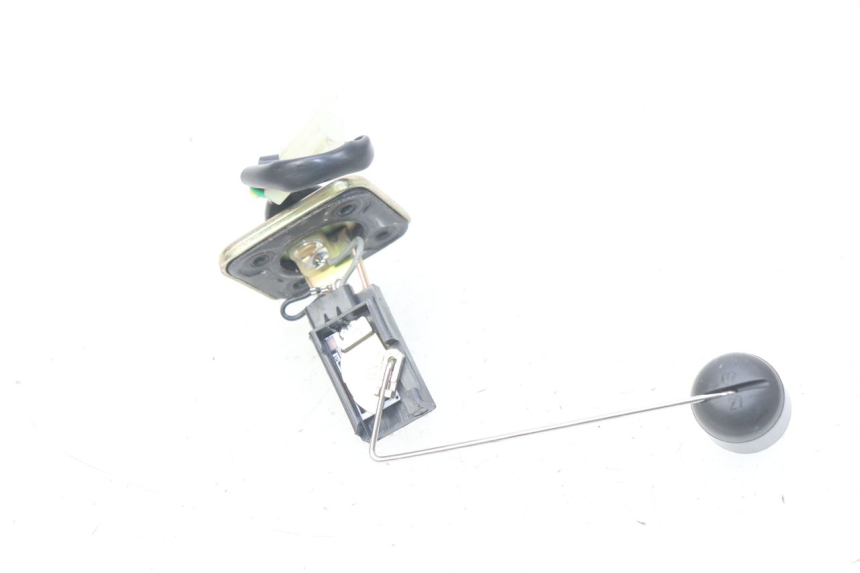 photo de JAUGE RESERVOIR ESSENCE SYM CROX 4T 50 (2016 - 2023) - Zoom état d’usage