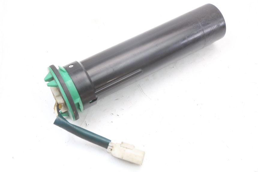 photo de JAUGE RESERVOIR ESSENCE GILERA DNA 50 (2000 - 2007) - Vue principale