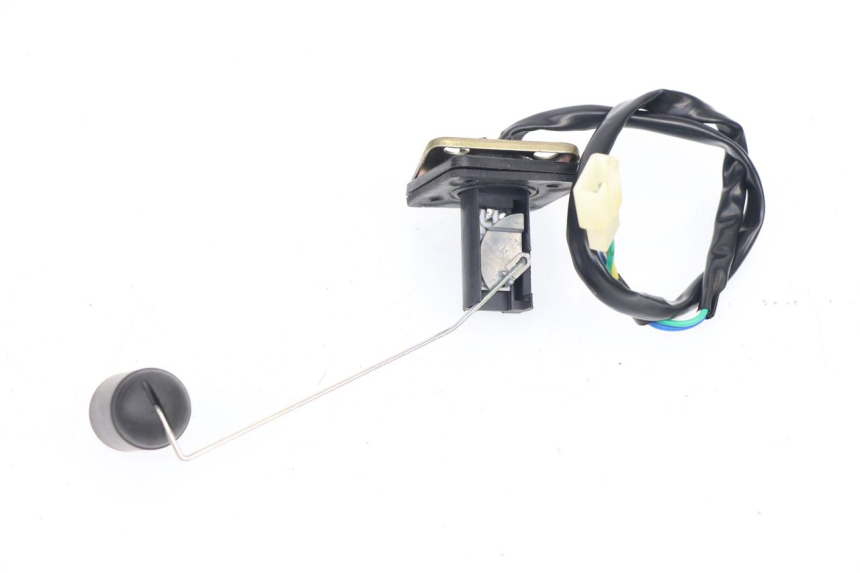 photo de JAUGE RESERVOIR ESSENCE GOWINN DOLCE VITA 50 (2007 - 2013) - Gros plan technique