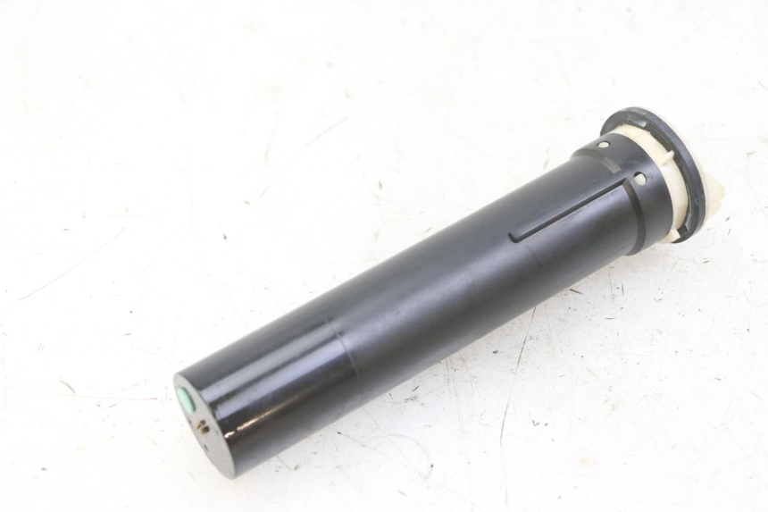 photo de JAUGE RESERVOIR ESSENCE PEUGEOT ELYSTAR 125 (2002 - 2007) - Zoom état d’usage