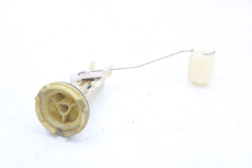 photo de JAUGE RESERVOIR ESSENCE PEUGEOT ELYSTAR 50 (2002 - 2014) - Autre angle de vue