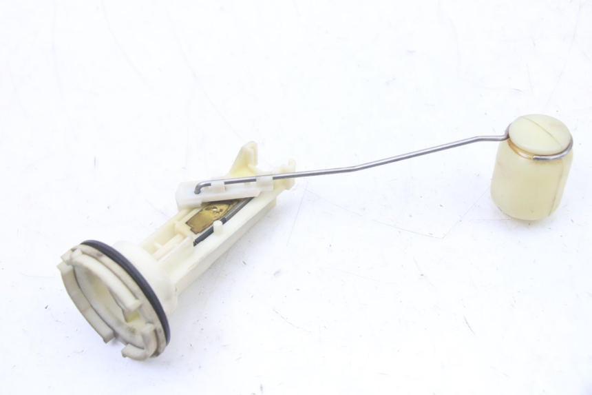 photo de JAUGE RESERVOIR ESSENCE PEUGEOT ELYSTAR 50 (2002 - 2014) - Zoom état d’usage