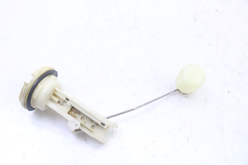 photo de JAUGE RESERVOIR ESSENCE PEUGEOT ELYSTAR 50 (2002 - 2014) - Zoom état d’usage