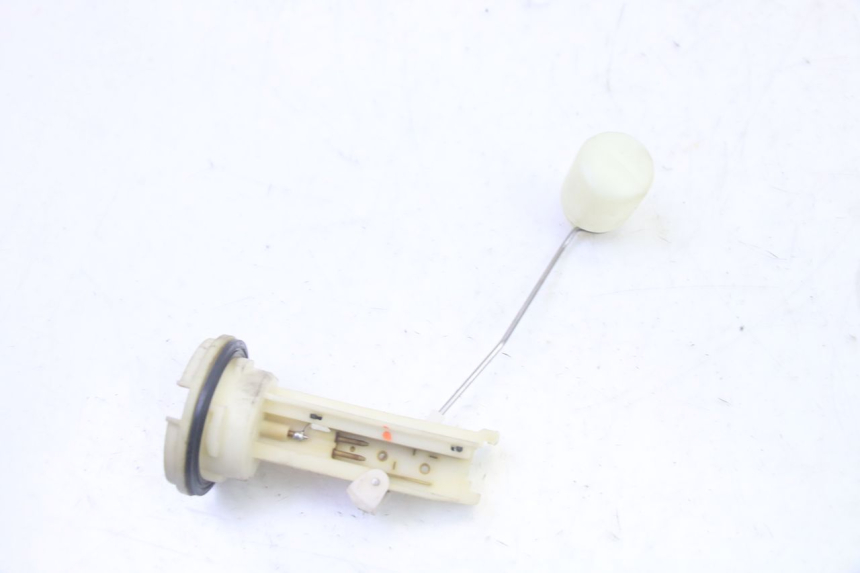 photo de JAUGE RESERVOIR ESSENCE PEUGEOT ELYSTAR 50 (2002 - 2014) - Zoom état d’usage