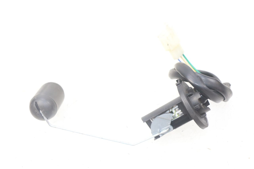 photo de JAUGE RESERVOIR ESSENCE JM MOTORS EVOLIS 4T 50 (2018 - 2022) - Zoom état d’usage