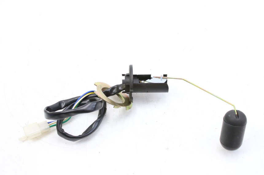 photo de JAUGE RESERVOIR ESSENCE JM MOTORS EVOLIS 4T 50 (2018 - 2022) - Zoom état d’usage