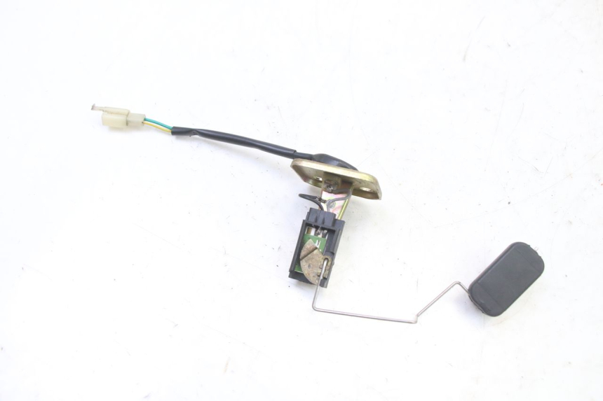 photo de JAUGE RESERVOIR ESSENCE SYM FIDDLE 3 III 125 (2014 - 2020) - Zoom état d’usage