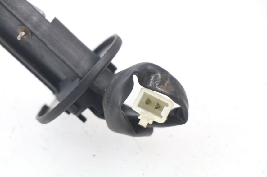 photo de JAUGE RESERVOIR ESSENCE SYM FIDDLE 125 (2008 - 2010) - Autre angle de vue