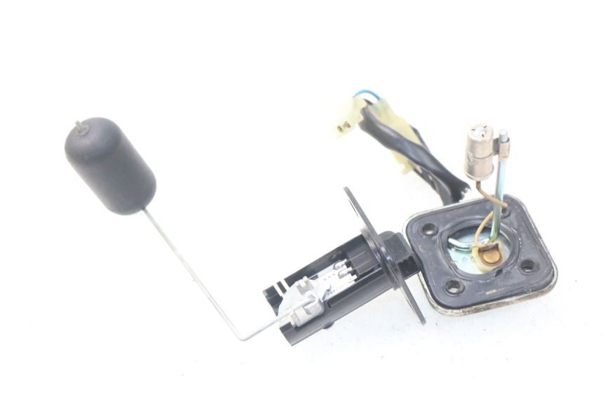 photo de JAUGE RESERVOIR ESSENCE PIAGGIO FLY IE 125 (2012 - 2017) - Autre angle de vue