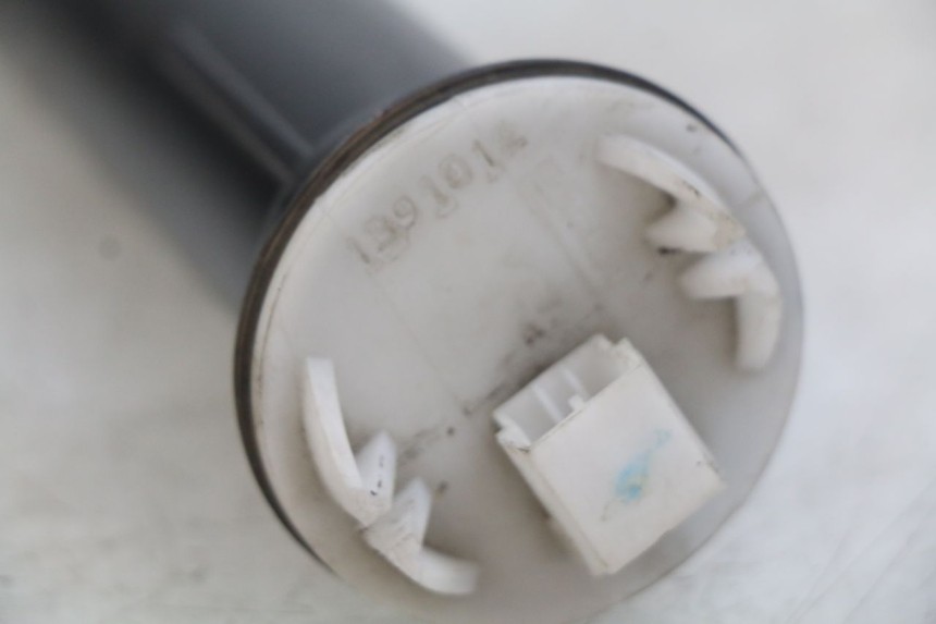 photo de JAUGE RESERVOIR ESSENCE GILERA GP 800 (2007 - 2013) - Détail de la pièce