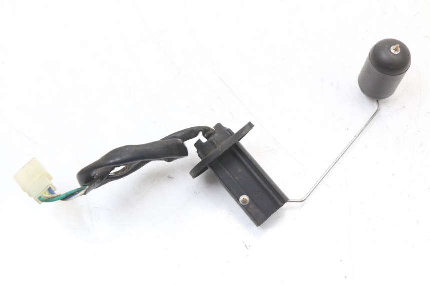 photo de JAUGE RESERVOIR ESSENCE EUROCKA GTR 50 (2007 - 2017) - Autre angle de vue