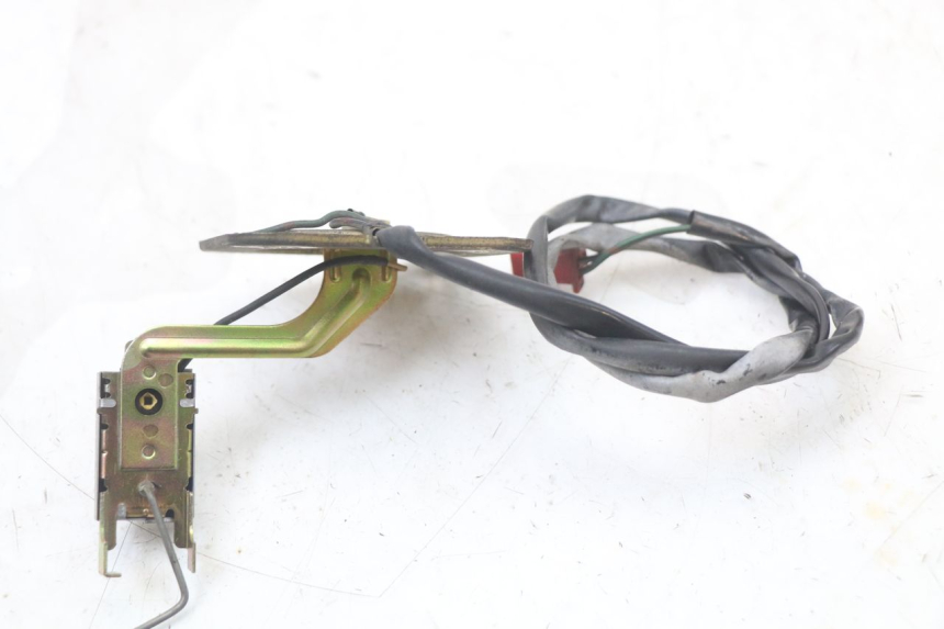 photo de JAUGE RESERVOIR ESSENCE HONDA CBR F 1000 (1993 - 1996) - Zoom état d’usage