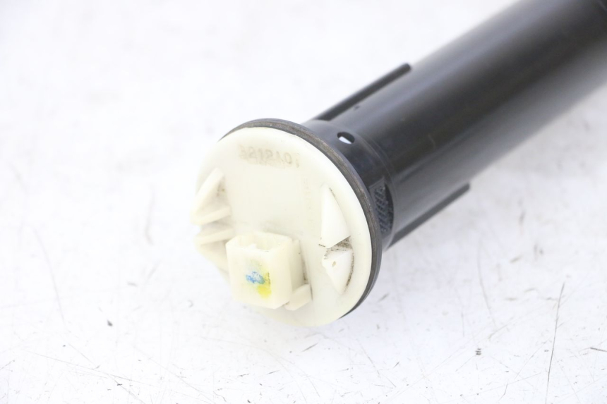 photo de JAUGE RESERVOIR ESSENCE PIAGGIO IE MP3 YOURBAN 300 (2011 - 2016) - Zoom état d’usage