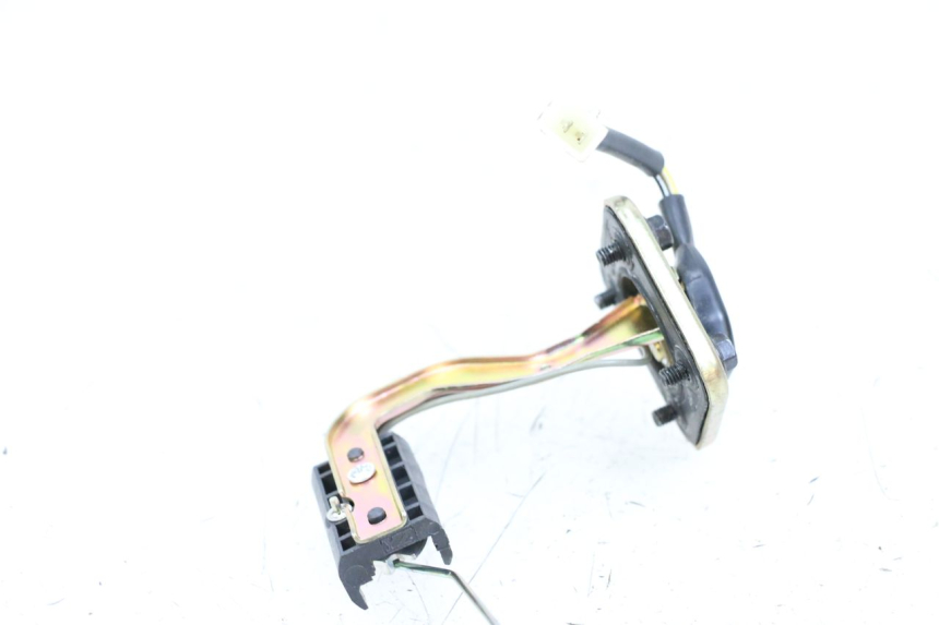 photo de JAUGE RESERVOIR ESSENCE PEUGEOT KISBEE 4T 50 (2018 - 2022) - Détail de la pièce