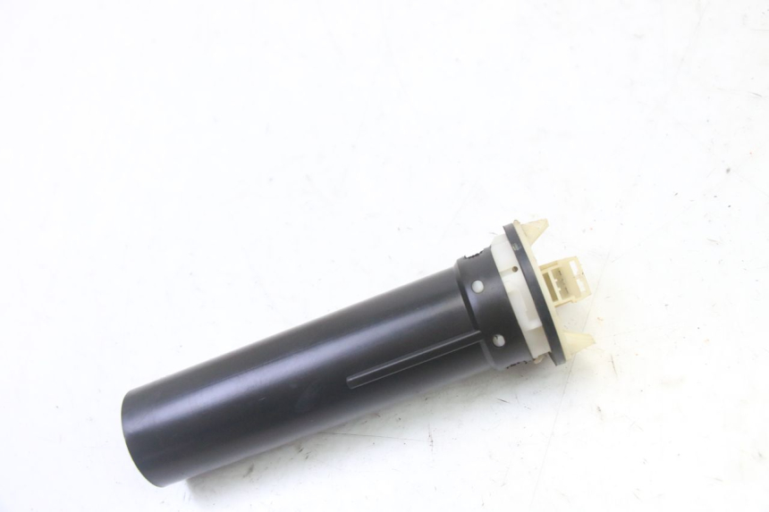 photo de JAUGE RESERVOIR ESSENCE PIAGGIO LIBERTY 4T 50 (2009 - 2015) - Vue principale