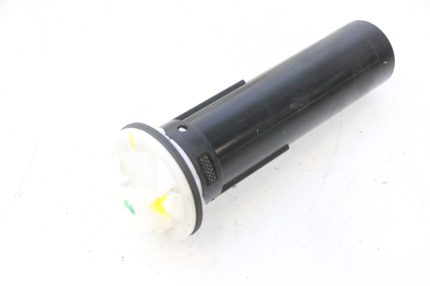 photo de JAUGE RESERVOIR ESSENCE PIAGGIO LIBERTY IGET 4T 50 (2015 - 2020) - Points de fixation