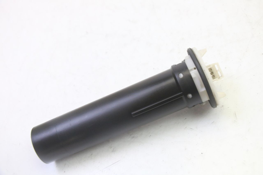 photo de JAUGE RESERVOIR ESSENCE PIAGGIO LXV 4T 50 (2009 - 2013) - Vue principale