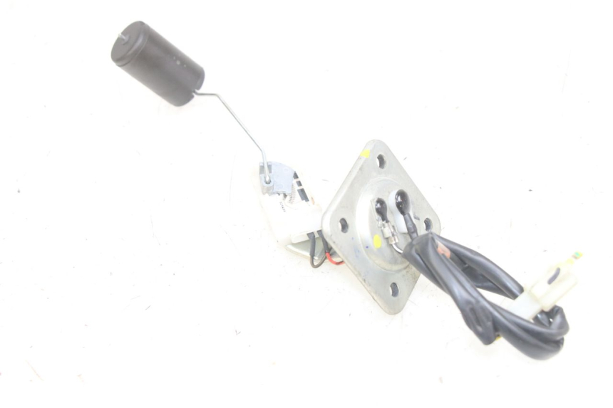 photo de JAUGE RESERVOIR ESSENCE PIAGGIO MEDLEY 125 (2016 - 2023) - Vue principale